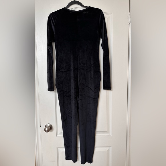 NEW - Smash & Tess Velour Romper - Picture 2 of 6